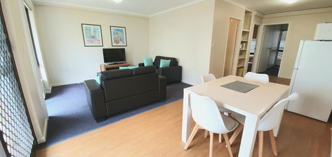 West Beach Lagoon 202 - Quiet & Ground Floor! - Accommodation ACT 7