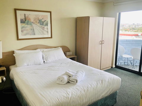 West Beach Lagoon 114 â€“ Ocean Views - Accommodation ACT 6