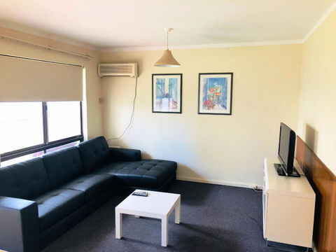 West Beach Lagoon 208 â€“ Great Value! - Accommodation ACT 10
