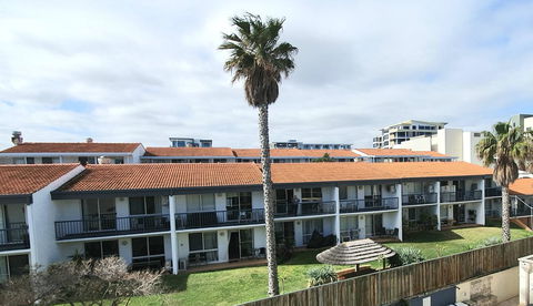 West Beach Lagoon 208 â€“ Great Value! - Accommodation ACT 22
