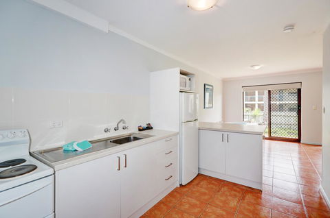 West Beach Lagoon 204 â€“ Ground Floor - Accommodation ACT 6