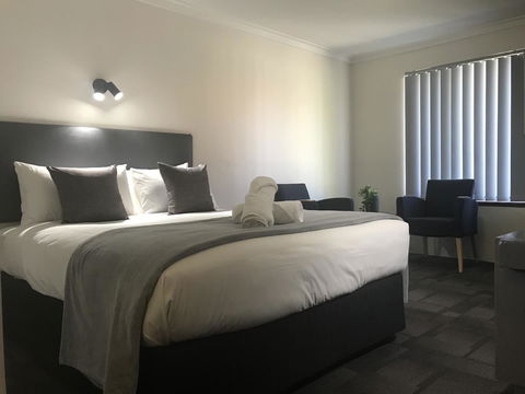 Hotel Clipper - Accommodation ACT 7