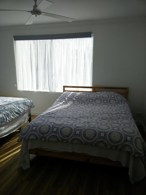 DIANELLA Budget Rooms Happy Place To Stay - Accommodation ACT 14