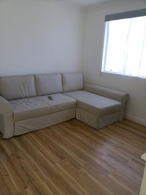 DIANELLA Budget Rooms Happy Place To Stay - Accommodation ACT 17