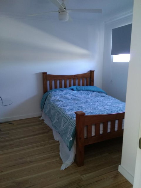 DIANELLA Budget Rooms Happy Place To Stay - Accommodation ACT 15