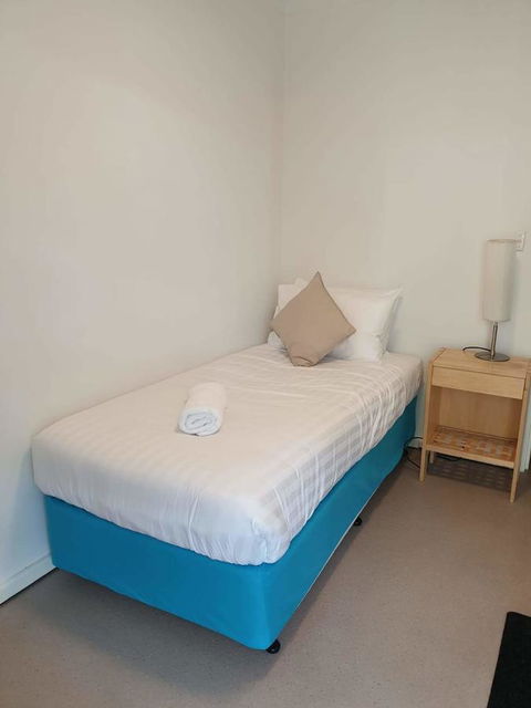 West Beach Lagoon 206 - Sleeps Three! Value!!! - Accommodation ACT 2