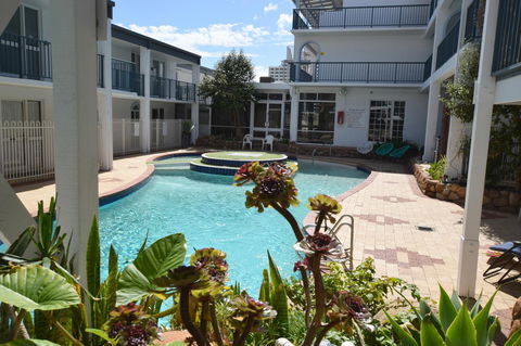 West Beach Lagoon 206 - Sleeps Three! Value!!! - Accommodation ACT 21