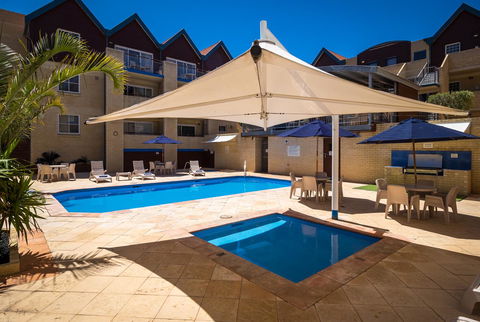 Hillarys Harbour Resort - Accommodation ACT 2