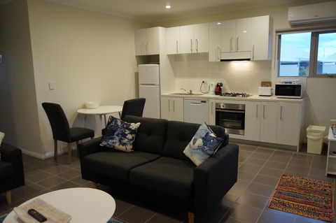 Exmouth 4 Escape - Accommodation ACT 6