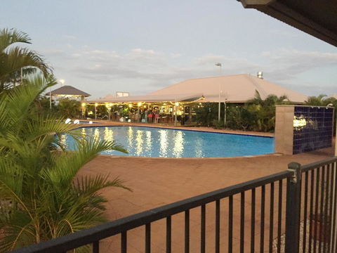Exmouth 4 Escape - Accommodation ACT 18