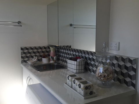 Bright & Beautiful Home On The Hills! - Accommodation ACT 23