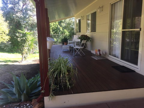 Bright & Beautiful Home On The Hills! - Accommodation ACT 2