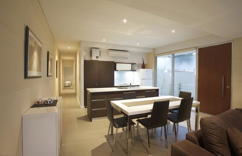 Alouarn Apartments - Accommodation ACT 11