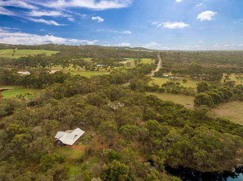Denmark Forest Retreat - Accommodation ACT 4