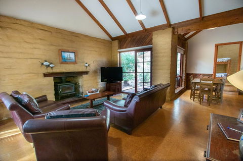 Denmark Forest Retreat - Accommodation ACT 23