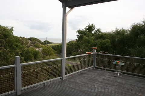 Peppy Beach Ocean Views - Accommodation ACT 9