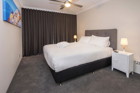 15 Cabot Close - Accommodation ACT 8