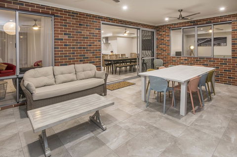 15 Cabot Close - Accommodation ACT 22