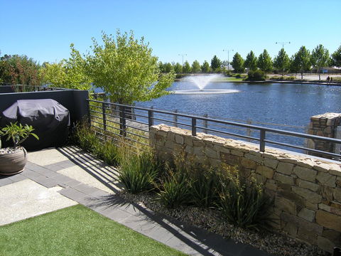 Swan Valley Townhouse - Accommodation ACT 6