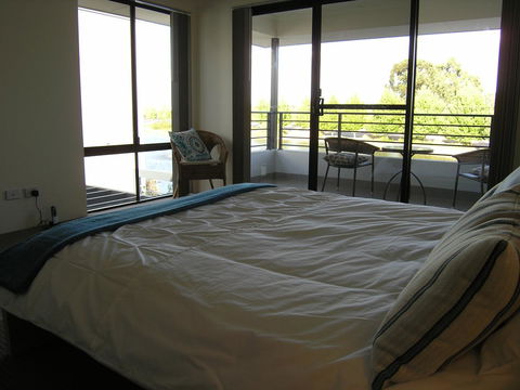 Swan Valley Townhouse - Accommodation ACT 22