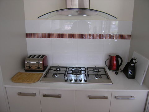 Swan Valley Townhouse - Accommodation ACT 16