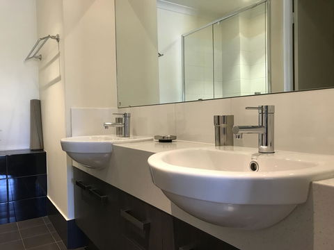 Swan Valley Townhouse - Accommodation ACT 23