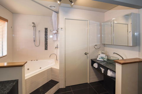 Bay Village Resort Dunsborough - Accommodation ACT 26