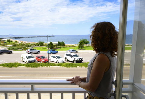 The Jetty Resort - Accommodation ACT 13