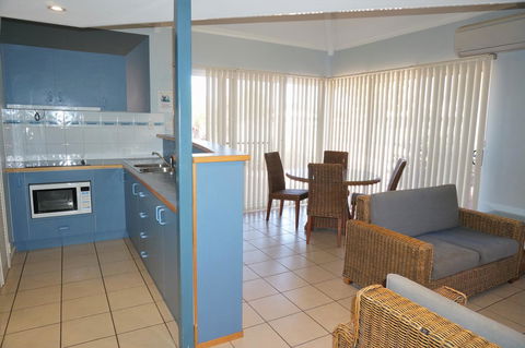 Osprey Holiday Village Unit 122 2 Bedroom - Accommodation ACT 5