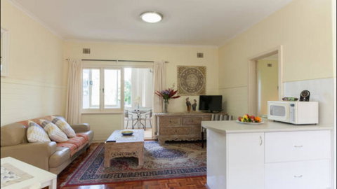 Broadway Apartments - Accommodation ACT 18