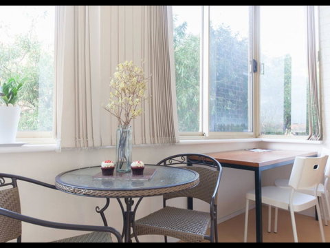 Broadway Apartments - Accommodation ACT 43