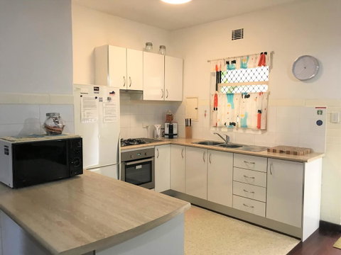 Broadway Apartments - Accommodation ACT 30