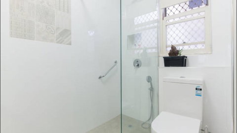 Broadway Apartments - Accommodation ACT 4