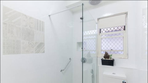 Broadway Apartments - Accommodation ACT 3