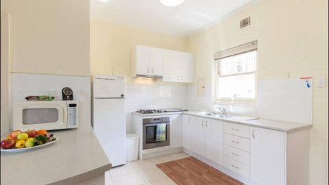 Broadway Apartments - Accommodation ACT 21