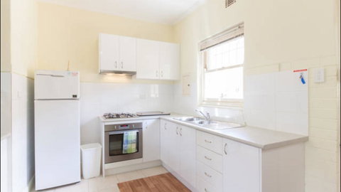 Broadway Apartments - Accommodation ACT 20
