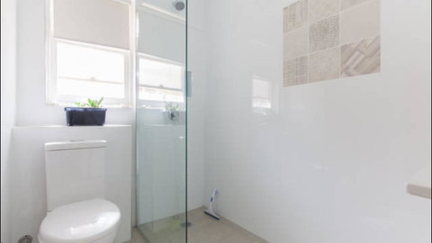 Broadway Apartments - Accommodation ACT 25