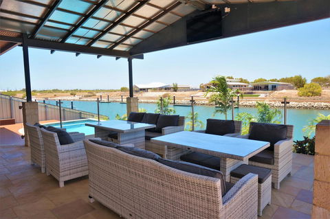 27 Corella Court - Accommodation ACT 25
