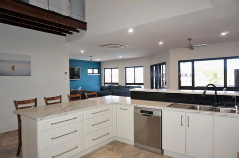 27 Corella Court - Accommodation ACT 3