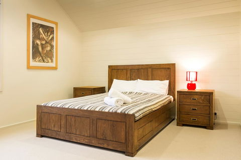 Arthouse - Accommodation ACT 15