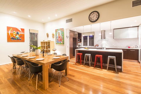 Arthouse - Accommodation ACT 23