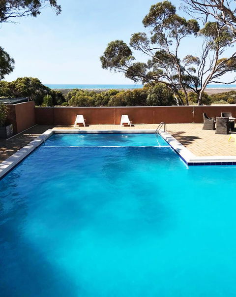 EUCLA MOTOR HOTEL - Accommodation ACT 37