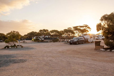 EUCLA MOTOR HOTEL - Accommodation ACT 28