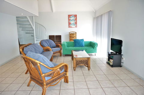 Osprey Holiday Village Unit 120 - Plenty Of Room For A Large Family - Accommodation ACT 3