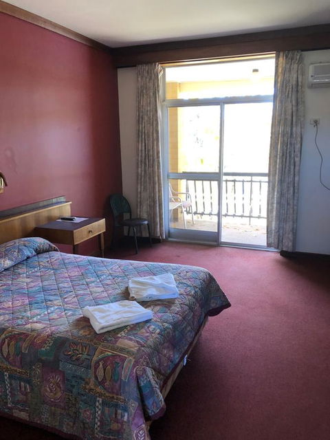 Kambalda Hotel - Accommodation ACT 2
