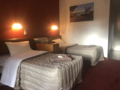 Kambalda Hotel - Accommodation ACT 35