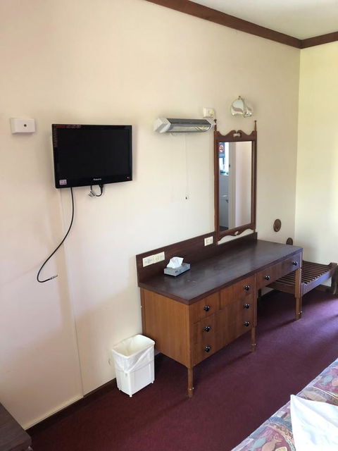Kambalda Hotel - Accommodation ACT 7