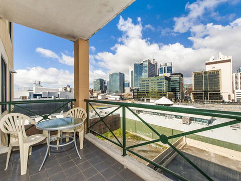 James On The Park - Executive Escapes - Accommodation ACT 0