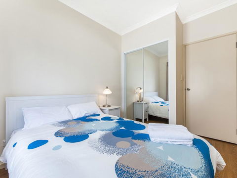 James On The Park - Executive Escapes - Accommodation ACT 20