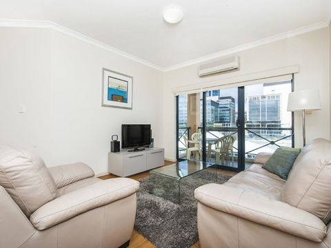 James On The Park - Executive Escapes - Accommodation ACT 15